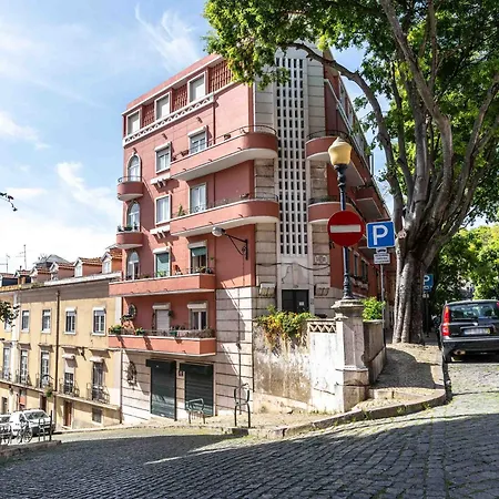 Limehome Lisbon Calcada Do Cardeal-3